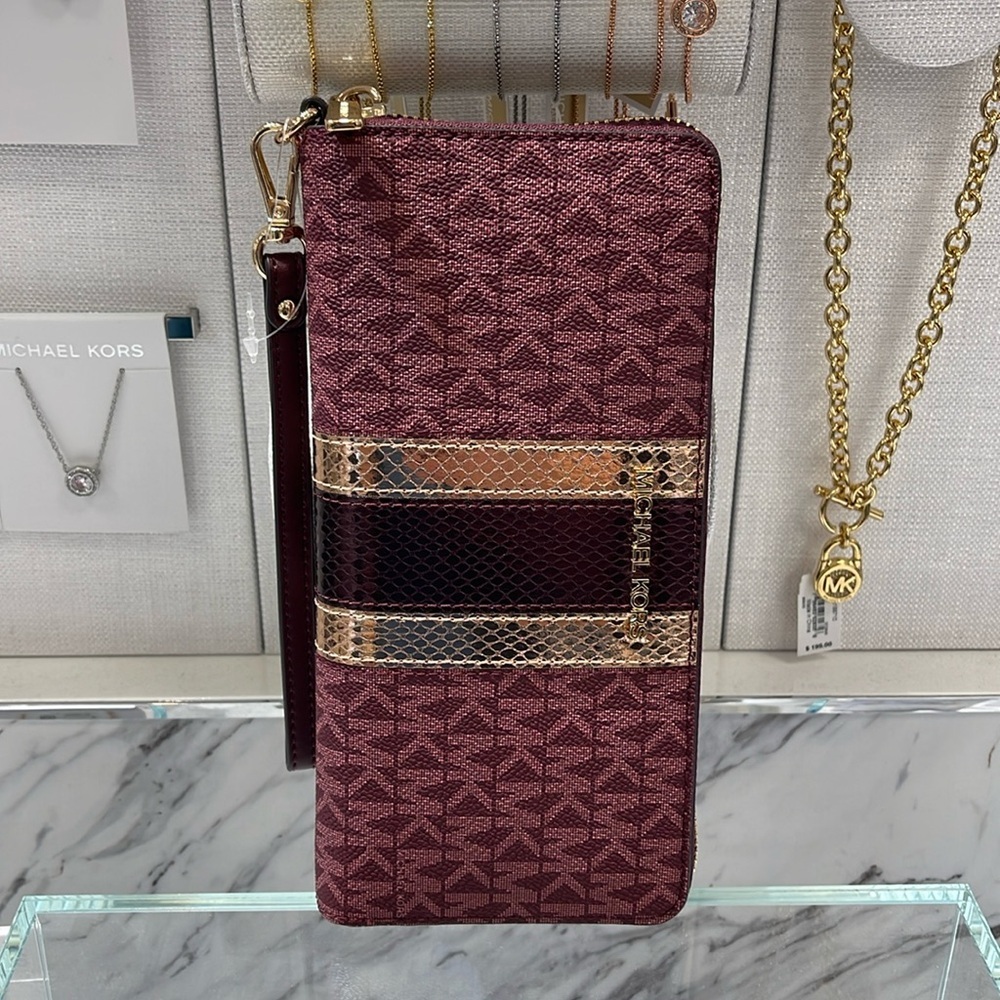 Michael Kors Jet Set Travel Large Signature Logo and Metallic Continental Wallet